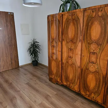 Dmowskiego 19c Tectum