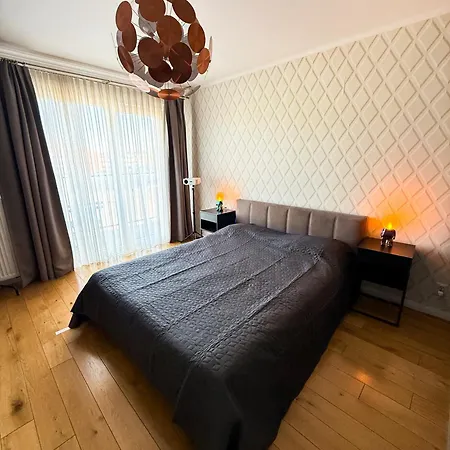 Dmowskiego 19c Tectum Apartment
