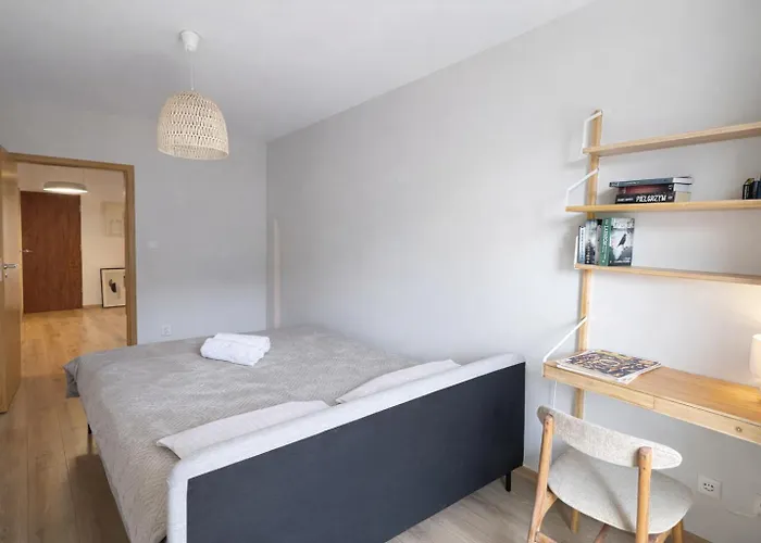 Dmowskiego 19c Tectum * Vratislav