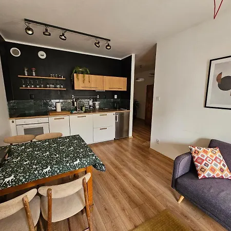 Dmowskiego 19c Tectum Вроцлав