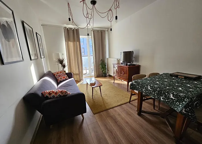 Dmowskiego 19c Tectum *